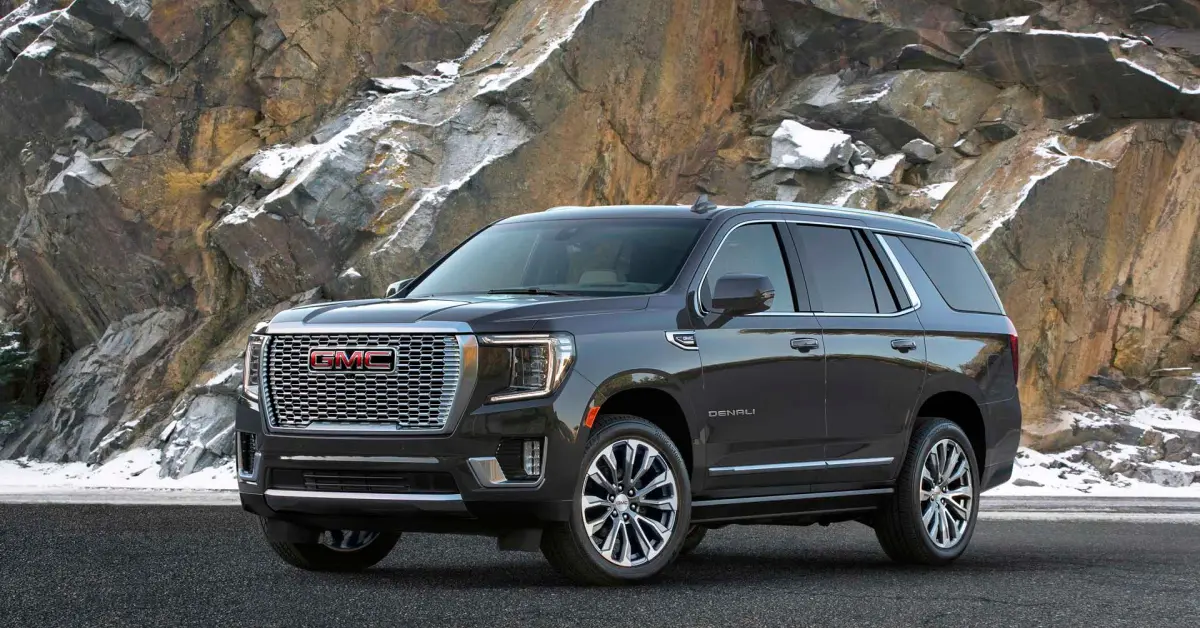2021-gmc-yukon_100731238_h 1